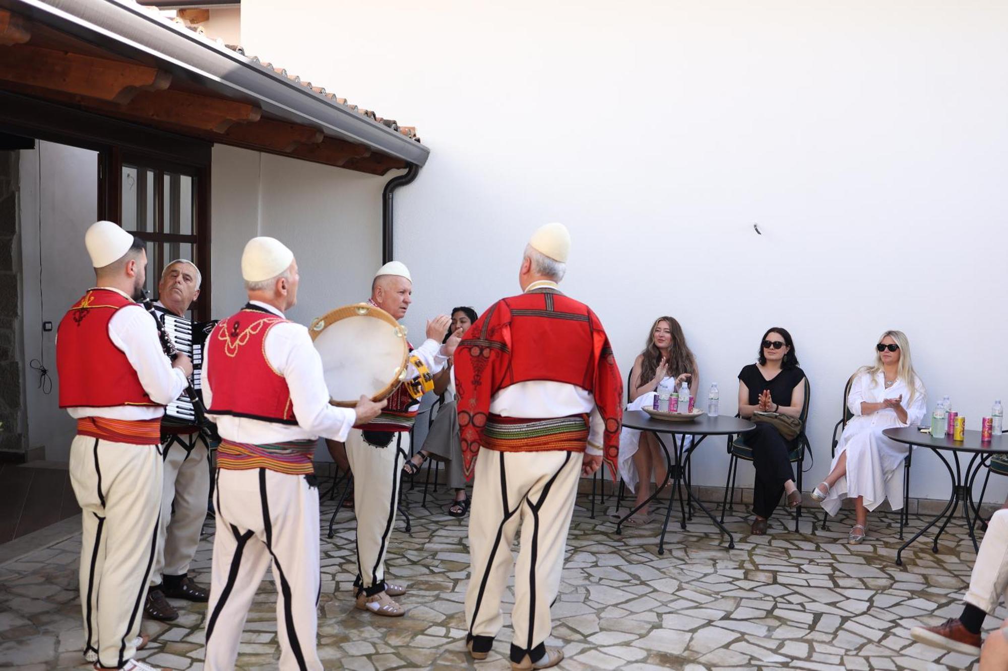 Kruja Albergo Diffuso , Inside Kruja Castle מראה חיצוני תמונה